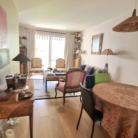 Iconic Area In - Elegant Parisian Appartamento